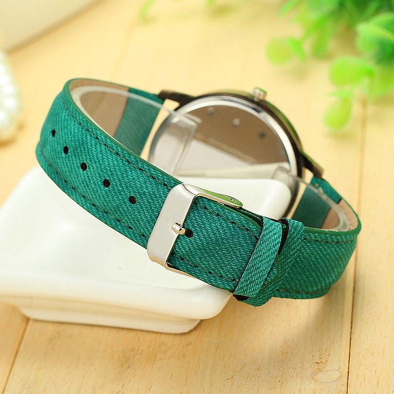 **HOT** Globetrotter World Traveler Watch